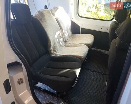 Білий Рено Кєнгу, об'ємом двигуна 1.5 л та пробігом 250 тис. км за 9700 $, фото 9 на Automoto.ua