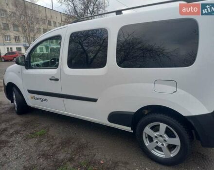 Белый Рено Кенгу, объемом двигателя 1.5 л и пробегом 70 тыс. км за 10650 $, фото 11 на Automoto.ua