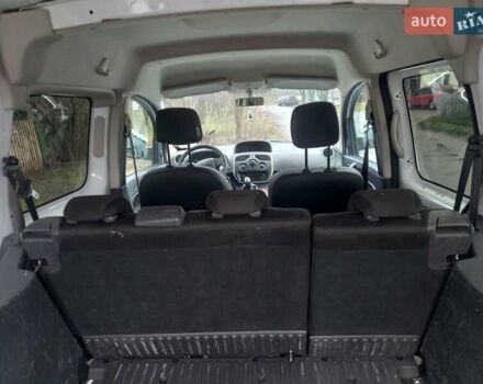 Белый Рено Кенгу, объемом двигателя 1.5 л и пробегом 70 тыс. км за 10650 $, фото 15 на Automoto.ua