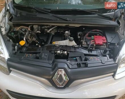 Белый Рено Кенгу, объемом двигателя 1.46 л и пробегом 109 тыс. км за 9700 $, фото 63 на Automoto.ua