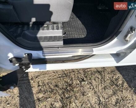 Білий Рено Кєнгу, об'ємом двигуна 1.46 л та пробігом 179 тис. км за 10500 $, фото 26 на Automoto.ua