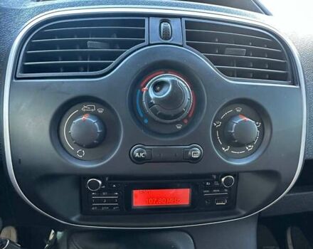 Рено Кєнгу 2016 у Новомосковске на Automoto.ua Білий Рено Кєнгу, об'ємом двигуна 1.46 л та пробігом 149 тис. км за 8800 $, фото 16 на Automoto.ua