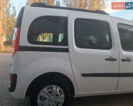 Белый Рено Кенгу, объемом двигателя 1.46 л и пробегом 109 тыс. км за 9700 $, фото 52 на Automoto.ua