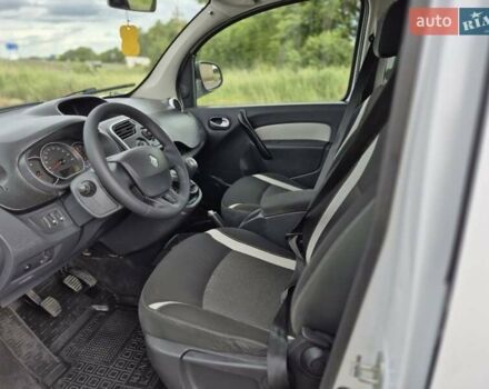 Рено Кенгу 2016 в Хороле на Automoto.ua Белый Рено Кенгу, объемом двигателя 1.5 л и пробегом 219 тыс. км за 10250 $, фото 17 на Automoto.ua