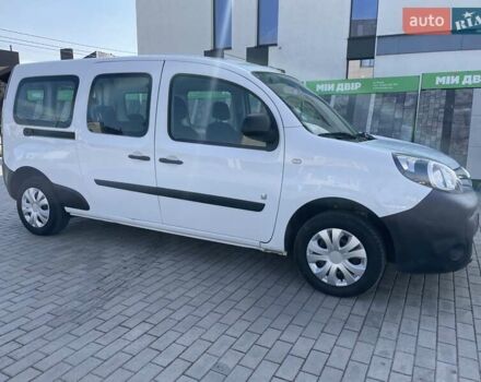 Белый Рено Кенгу, объемом двигателя 0 л и пробегом 75 тыс. км за 8800 $, фото 12 на Automoto.ua