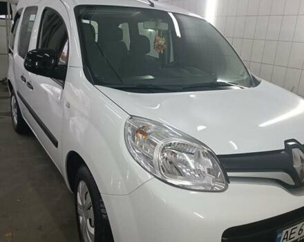 Белый Рено Кенгу, объемом двигателя 1.46 л и пробегом 109 тыс. км за 9700 $, фото 14 на Automoto.ua