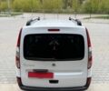 Білий Рено Кєнгу, об'ємом двигуна 1.5 л та пробігом 179 тис. км за 10999 $, фото 34 на Automoto.ua