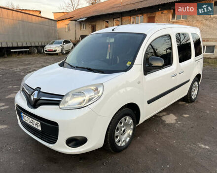 Белый Рено Кенгу, объемом двигателя 1.5 л и пробегом 263 тыс. км за 8950 $, фото 2 на Automoto.ua