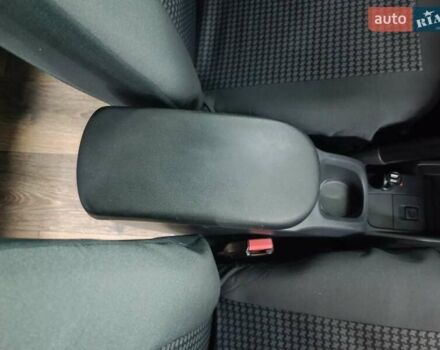 Белый Рено Кенгу, объемом двигателя 1.46 л и пробегом 109 тыс. км за 9700 $, фото 30 на Automoto.ua