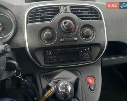 Белый Рено Кенгу, объемом двигателя 1.5 л и пробегом 71 тыс. км за 10850 $, фото 22 на Automoto.ua
