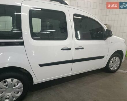 Белый Рено Кенгу, объемом двигателя 1.46 л и пробегом 109 тыс. км за 9700 $, фото 11 на Automoto.ua