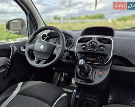 Рено Кенгу 2016 в Хороле на Automoto.ua Белый Рено Кенгу, объемом двигателя 1.5 л и пробегом 219 тыс. км за 10250 $, фото 18 на Automoto.ua