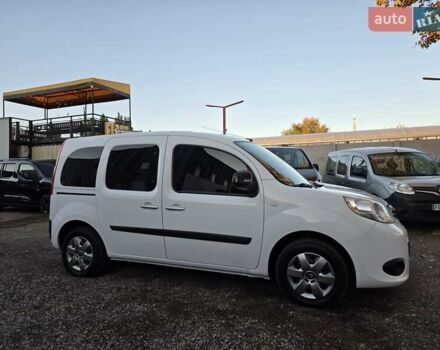 Рено Кенгу 2017 в Одессе на Automoto.ua Белый Рено Кенгу, объемом двигателя 0 л и пробегом 187 тыс. км за 12100 $, фото 5 на Automoto.ua