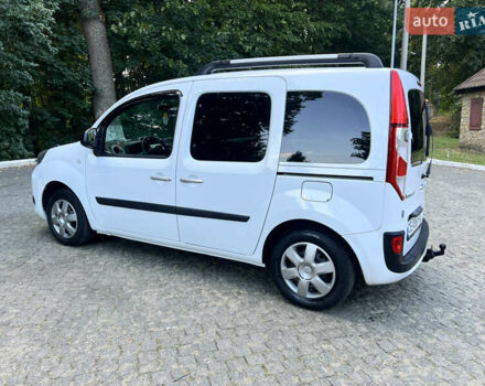 Белый Рено Кенгу, объемом двигателя 1.5 л и пробегом 189 тыс. км за 12350 $, фото 11 на Automoto.ua