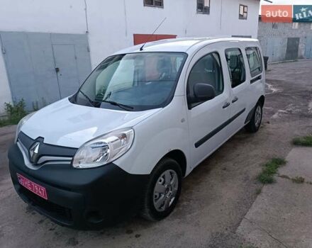 Белый Рено Кенгу, объемом двигателя 1.5 л и пробегом 118 тыс. км за 11200 $, фото 4 на Automoto.ua