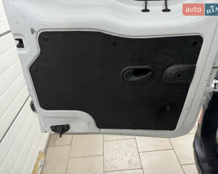 Білий Рено Кєнгу, об'ємом двигуна 1.46 л та пробігом 185 тис. км за 9100 $, фото 20 на Automoto.ua