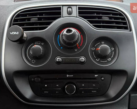 Белый Рено Кенгу, объемом двигателя 1.46 л и пробегом 131 тыс. км за 11900 $, фото 17 на Automoto.ua