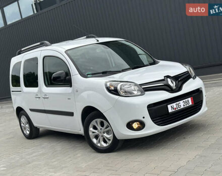 Белый Рено Кенгу, объемом двигателя 1.5 л и пробегом 240 тыс. км за 12700 $, фото 1 на Automoto.ua