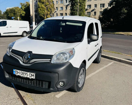 Білий Рено Кєнгу, об'ємом двигуна 1.46 л та пробігом 217 тис. км за 9700 $, фото 4 на Automoto.ua