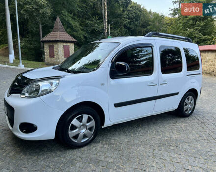 Белый Рено Кенгу, объемом двигателя 1.5 л и пробегом 189 тыс. км за 12350 $, фото 13 на Automoto.ua