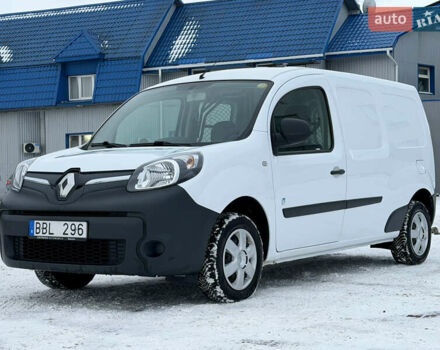 Белый Рено Кенгу, объемом двигателя 0 л и пробегом 57 тыс. км за 8800 $, фото 2 на Automoto.ua