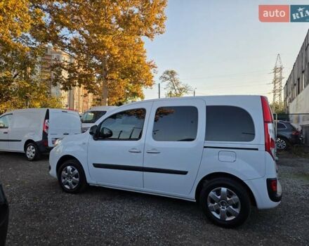 Рено Кенгу 2017 в Одессе на Automoto.ua Белый Рено Кенгу, объемом двигателя 0 л и пробегом 187 тыс. км за 12100 $, фото 10 на Automoto.ua