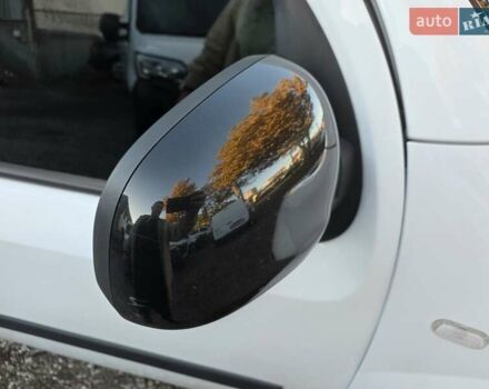 Рено Кенгу 2017 в Одессе на Automoto.ua Белый Рено Кенгу, объемом двигателя 0 л и пробегом 187 тыс. км за 12100 $, фото 15 на Automoto.ua