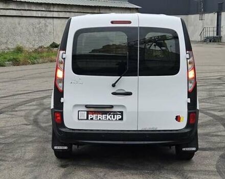 Білий Рено Кєнгу, об'ємом двигуна 1.46 л та пробігом 131 тис. км за 13300 $, фото 4 на Automoto.ua