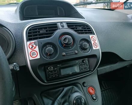 Белый Рено Кенгу, объемом двигателя 1.5 л и пробегом 118 тыс. км за 11200 $, фото 12 на Automoto.ua