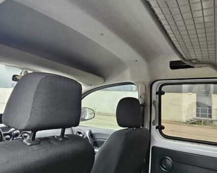 Білий Рено Кєнгу, об'ємом двигуна 1.46 л та пробігом 131 тис. км за 13300 $, фото 26 на Automoto.ua