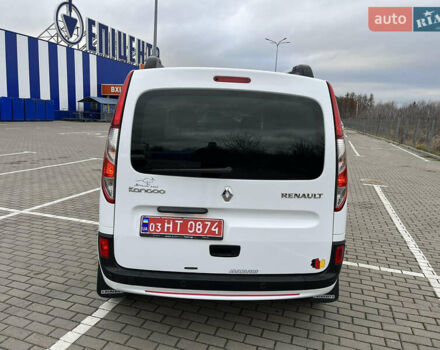 Білий Рено Кєнгу, об'ємом двигуна 1.5 л та пробігом 180 тис. км за 13700 $, фото 6 на Automoto.ua