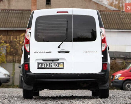 Белый Рено Кенгу, объемом двигателя 1.46 л и пробегом 131 тыс. км за 11900 $, фото 10 на Automoto.ua