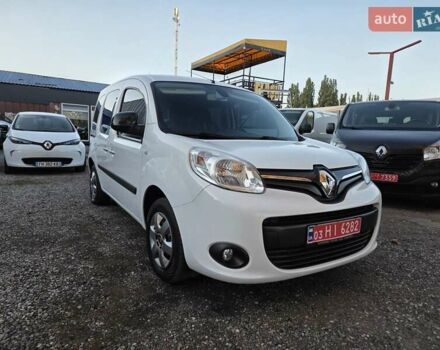 Рено Кенгу 2017 в Одессе на Automoto.ua Белый Рено Кенгу, объемом двигателя 0 л и пробегом 187 тыс. км за 12100 $, фото 3 на Automoto.ua