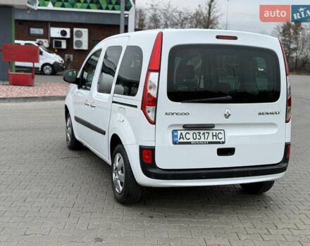 Белый Рено Кенгу, объемом двигателя 1.46 л и пробегом 201 тыс. км за 12700 $, фото 18 на Automoto.ua
