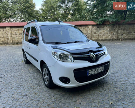 Белый Рено Кенгу, объемом двигателя 1.5 л и пробегом 189 тыс. км за 12350 $, фото 4 на Automoto.ua