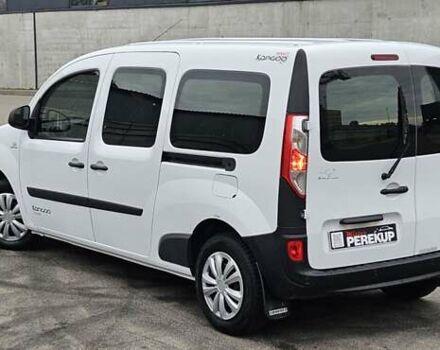 Білий Рено Кєнгу, об'ємом двигуна 1.46 л та пробігом 131 тис. км за 13300 $, фото 3 на Automoto.ua