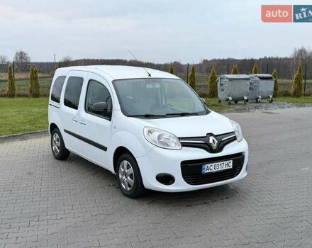 Белый Рено Кенгу, объемом двигателя 1.46 л и пробегом 201 тыс. км за 12700 $, фото 1 на Automoto.ua