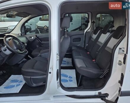 Рено Кенгу 2017 в Одессе на Automoto.ua Белый Рено Кенгу, объемом двигателя 0 л и пробегом 187 тыс. км за 12100 $, фото 14 на Automoto.ua