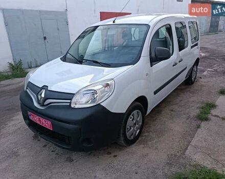 Белый Рено Кенгу, объемом двигателя 1.5 л и пробегом 118 тыс. км за 11200 $, фото 6 на Automoto.ua