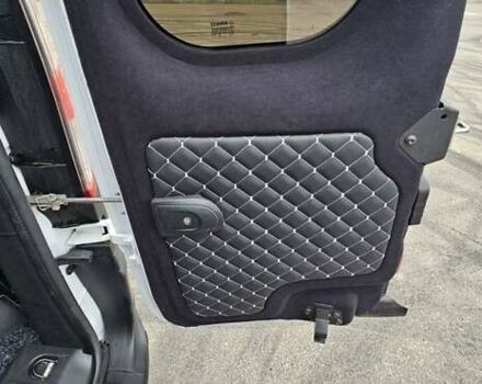 Білий Рено Кєнгу, об'ємом двигуна 1.46 л та пробігом 131 тис. км за 13300 $, фото 28 на Automoto.ua