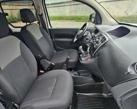 Білий Рено Кєнгу, об'ємом двигуна 1.46 л та пробігом 131 тис. км за 13300 $, фото 39 на Automoto.ua