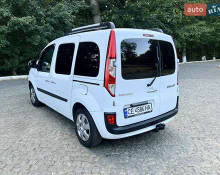 Белый Рено Кенгу, объемом двигателя 1.5 л и пробегом 189 тыс. км за 12350 $, фото 10 на Automoto.ua