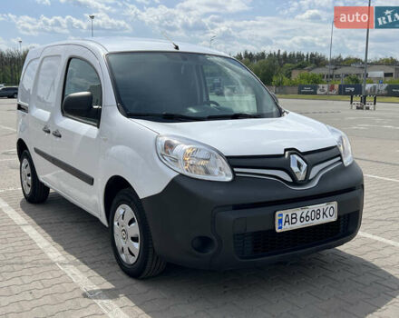 Белый Рено Кенгу, объемом двигателя 1.46 л и пробегом 178 тыс. км за 8900 $, фото 6 на Automoto.ua