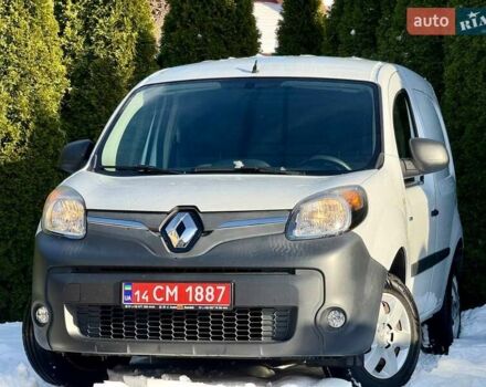 Белый Рено Кенгу, объемом двигателя 0 л и пробегом 75 тыс. км за 9999 $, фото 6 на Automoto.ua