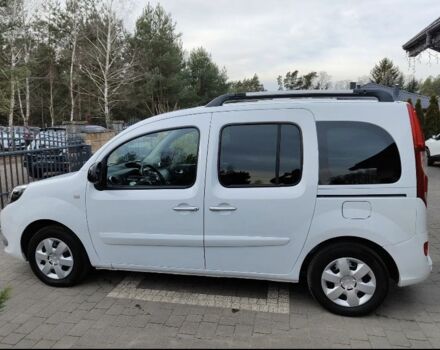 Белый Рено Кенгу, объемом двигателя 1.5 л и пробегом 125 тыс. км за 6170 $, фото 4 на Automoto.ua