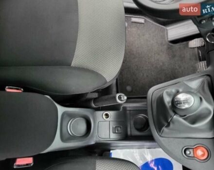 Белый Рено Кенгу, объемом двигателя 1.5 л и пробегом 200 тыс. км за 12900 $, фото 26 на Automoto.ua