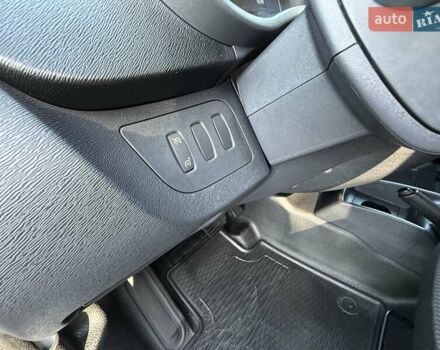 Белый Рено Кенгу, объемом двигателя 0 л и пробегом 19 тыс. км за 9900 $, фото 17 на Automoto.ua