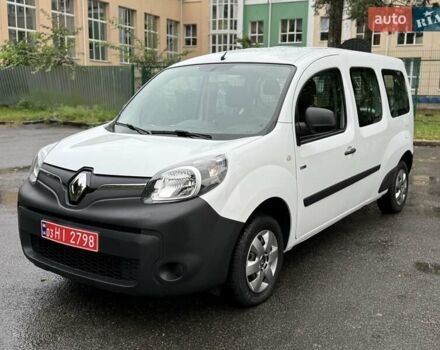 Белый Рено Кенгу, объемом двигателя 0 л и пробегом 10 тыс. км за 14700 $, фото 11 на Automoto.ua