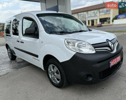 Белый Рено Кенгу, объемом двигателя 1.5 л и пробегом 117 тыс. км за 12999 $, фото 10 на Automoto.ua