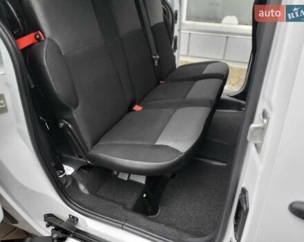 Белый Рено Кенгу, объемом двигателя 1.5 л и пробегом 200 тыс. км за 12900 $, фото 30 на Automoto.ua